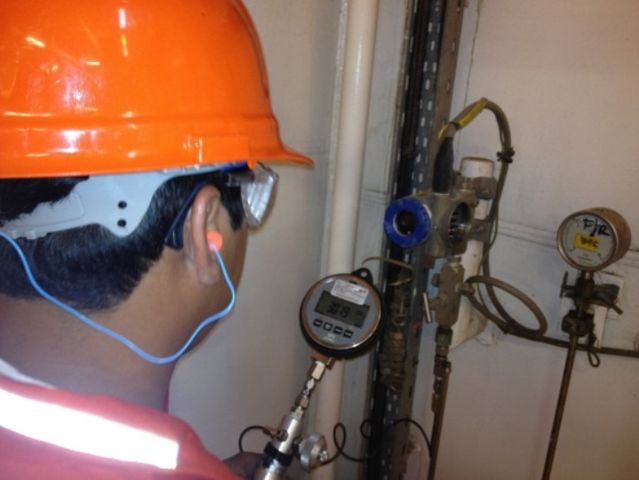 Configuración y calibración de Transmisores de Presión.