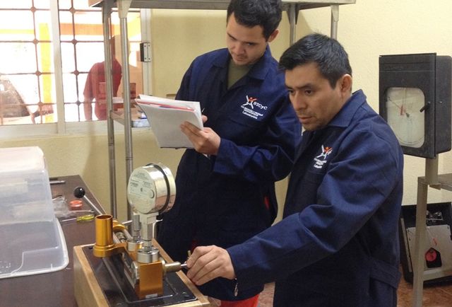 Calibración de Manometros, registradores, transductores